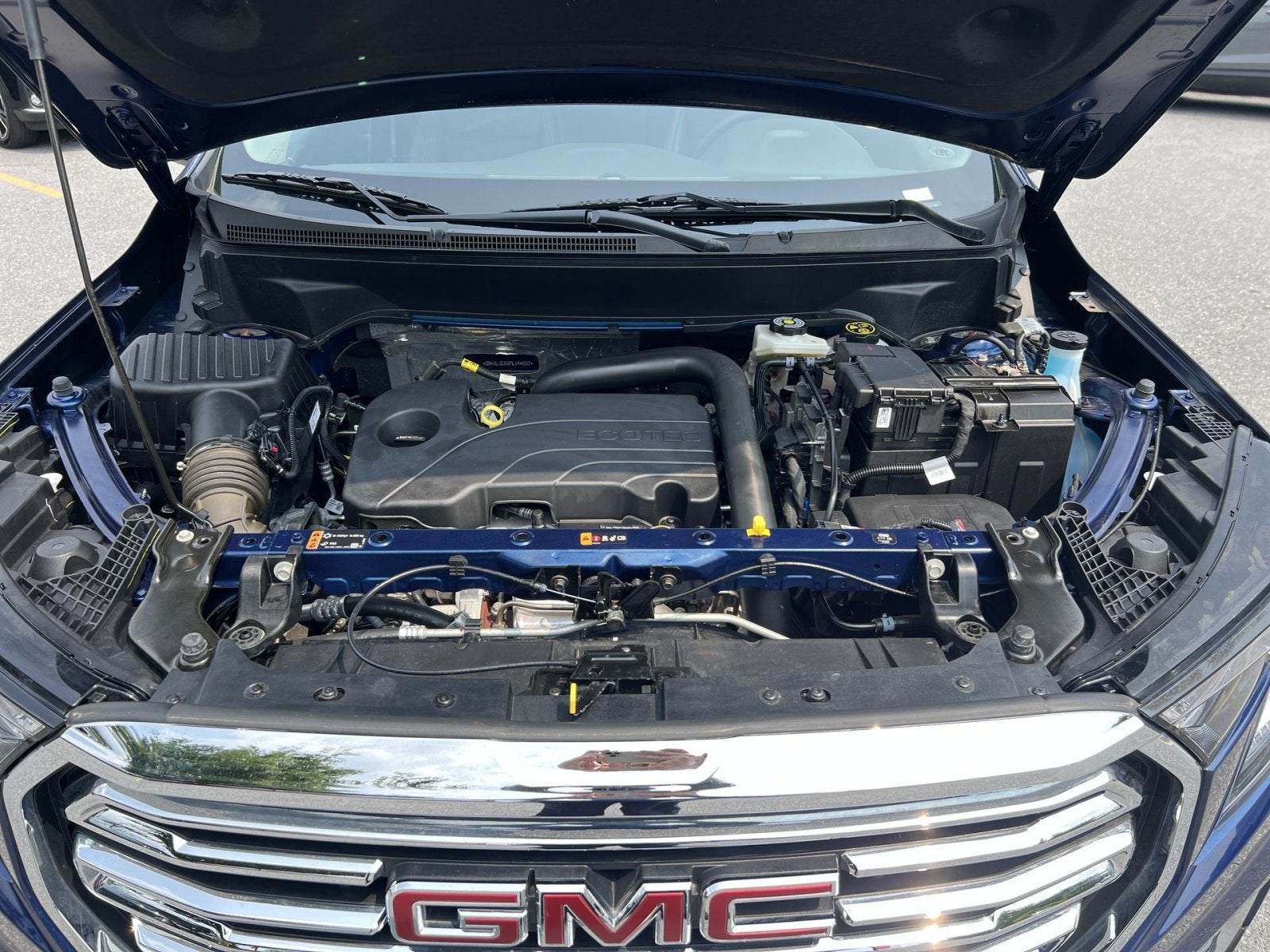 2023 GMC Terrain SLT