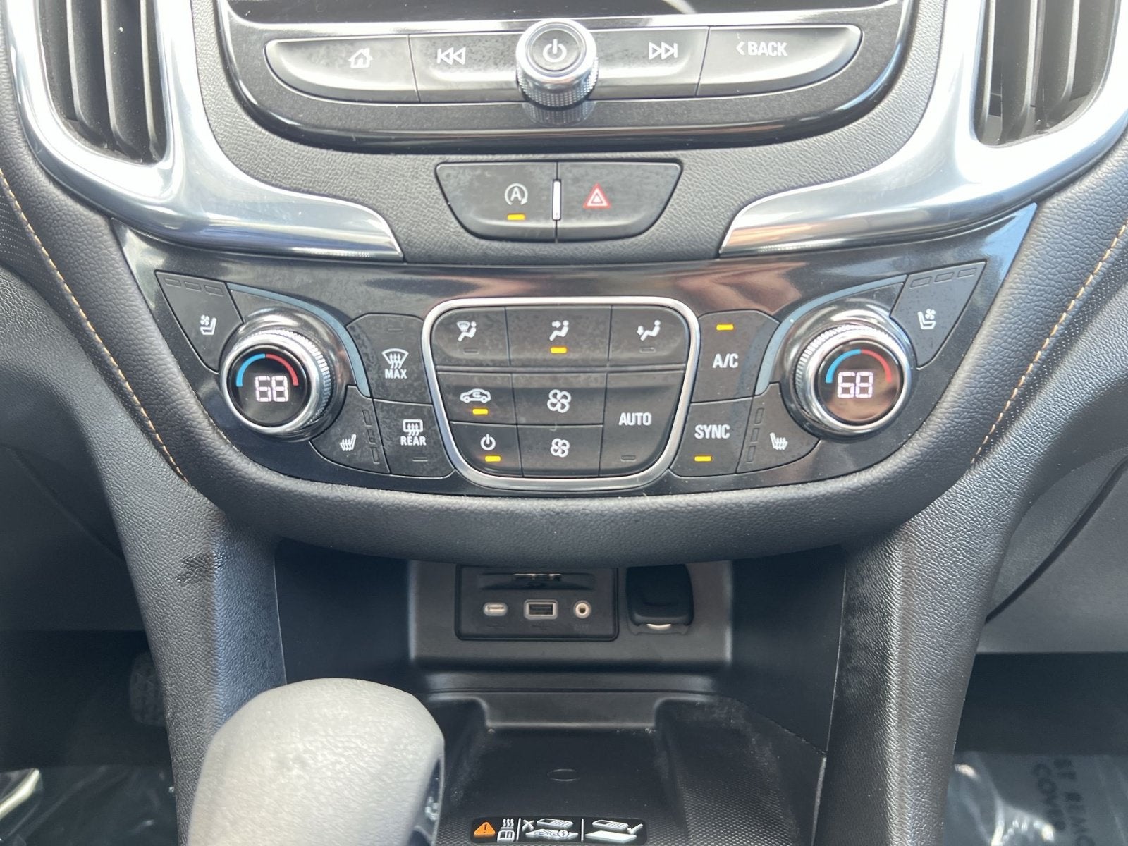 2023 Chevrolet Equinox Premier