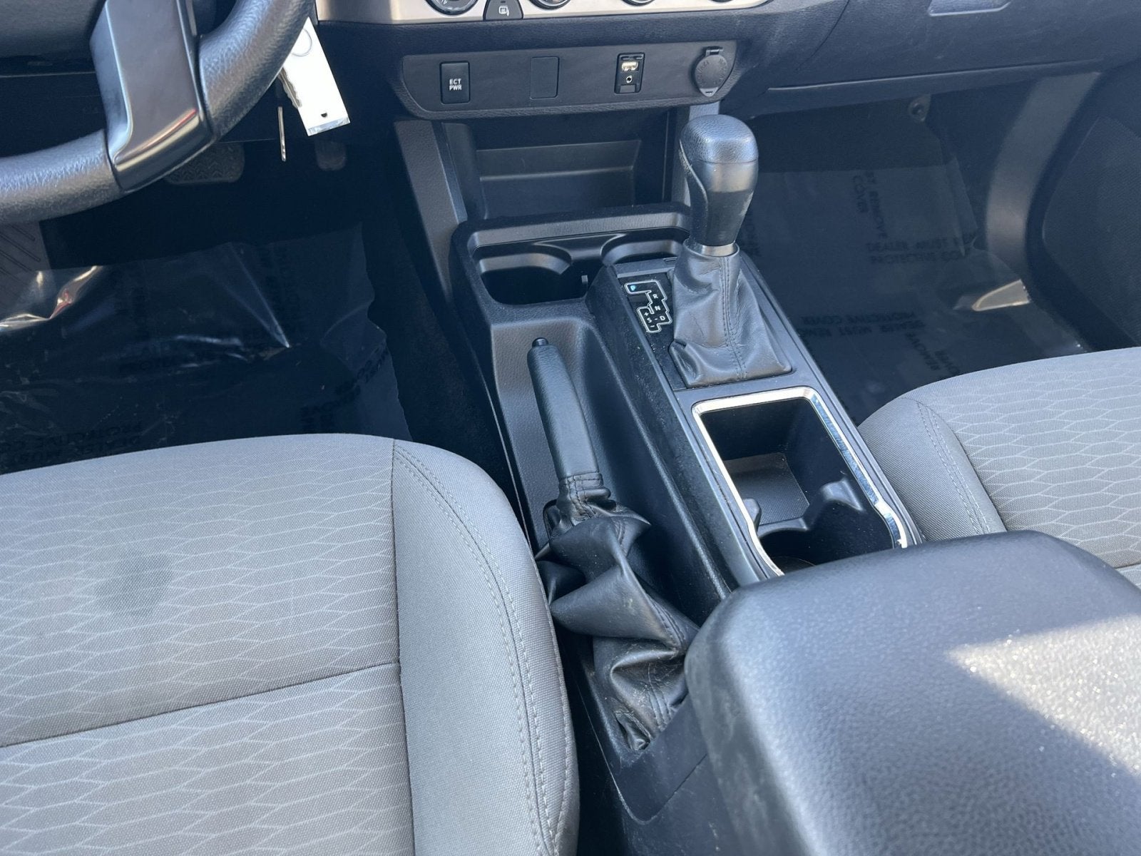 2017 Toyota Tacoma SR