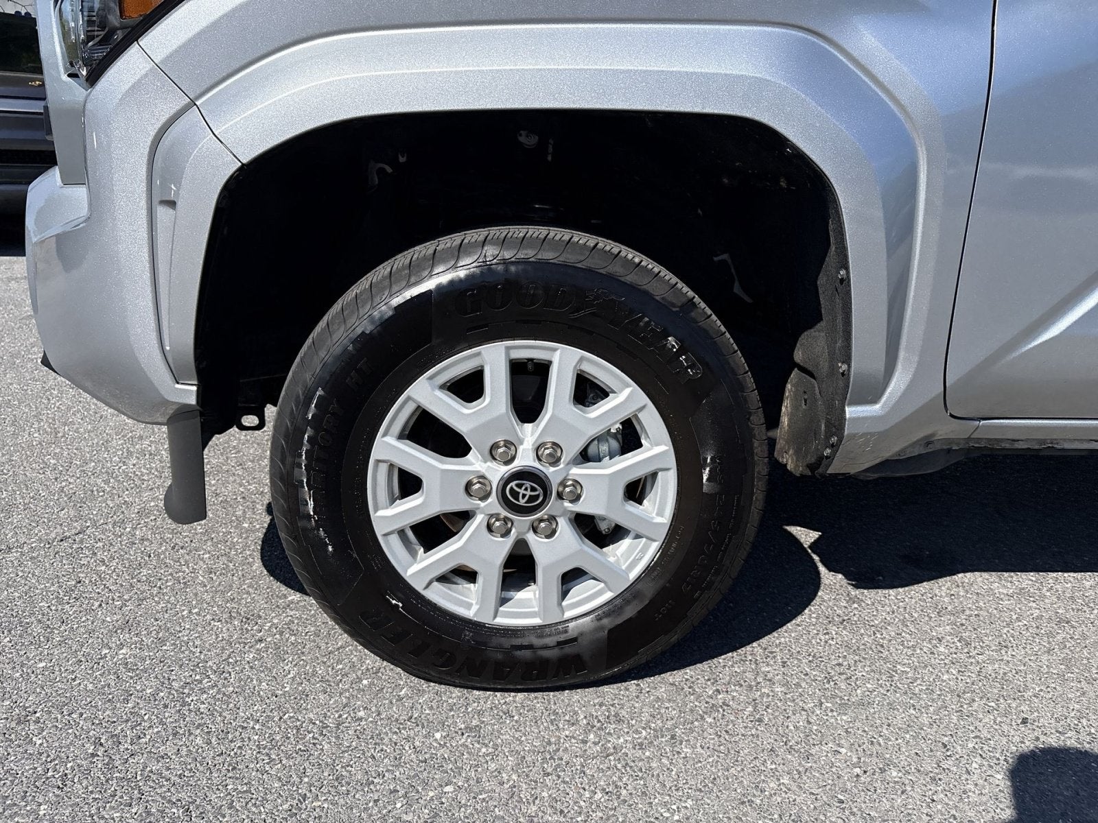 2025 Toyota Tacoma SR5