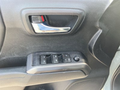 2022 Toyota Tacoma TRD Off-Road