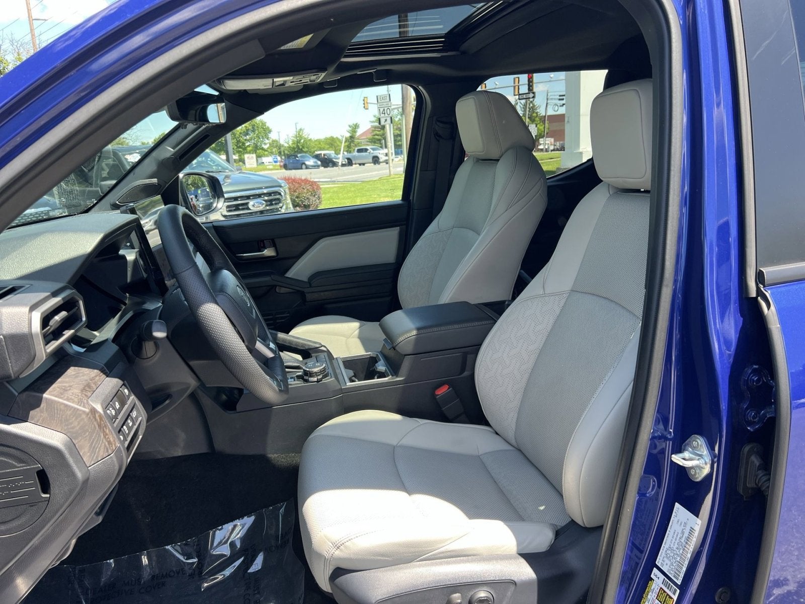 2025 Toyota Tacoma Hybrid Limited