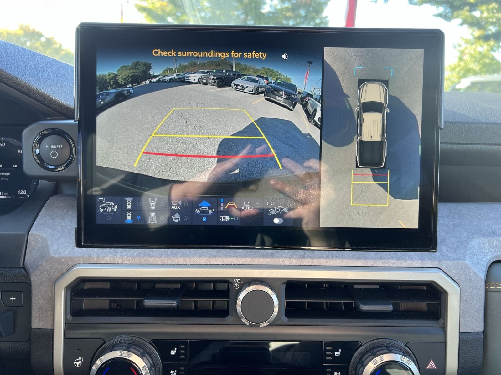 2025 Toyota Tacoma Hybrid Trailhunter