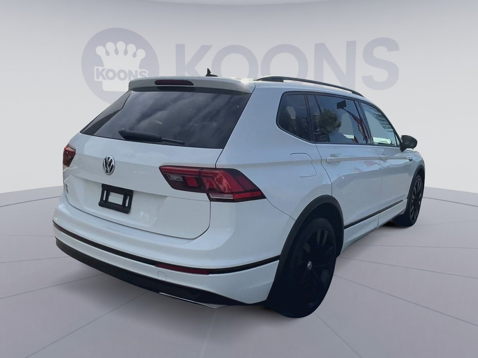 2020 Volkswagen Tiguan 2.0T SE R-Line Black