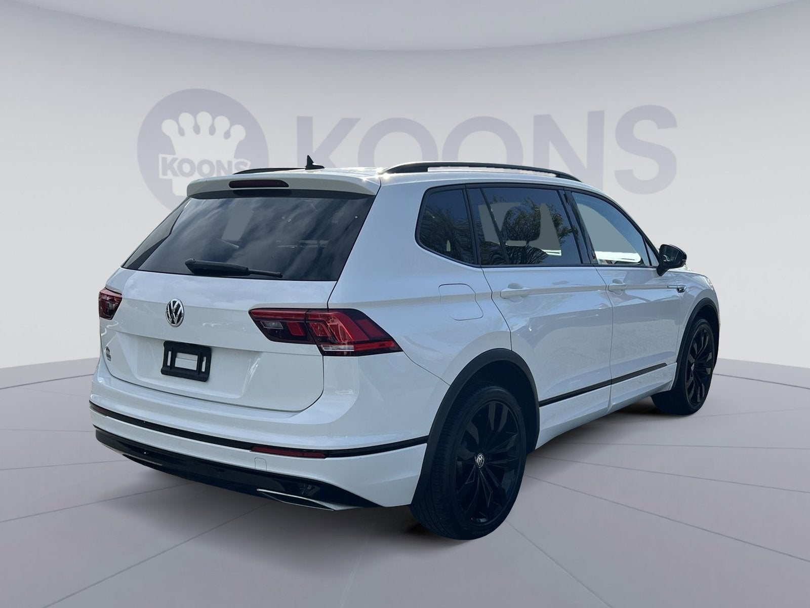 2020 Volkswagen Tiguan 2.0T SE R-Line Black