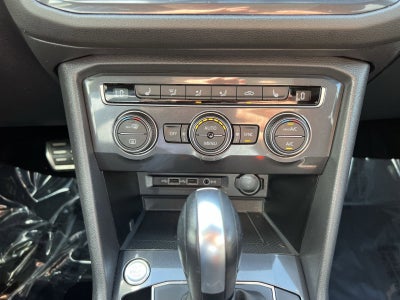 2020 Volkswagen Tiguan 2.0T SE R-Line Black