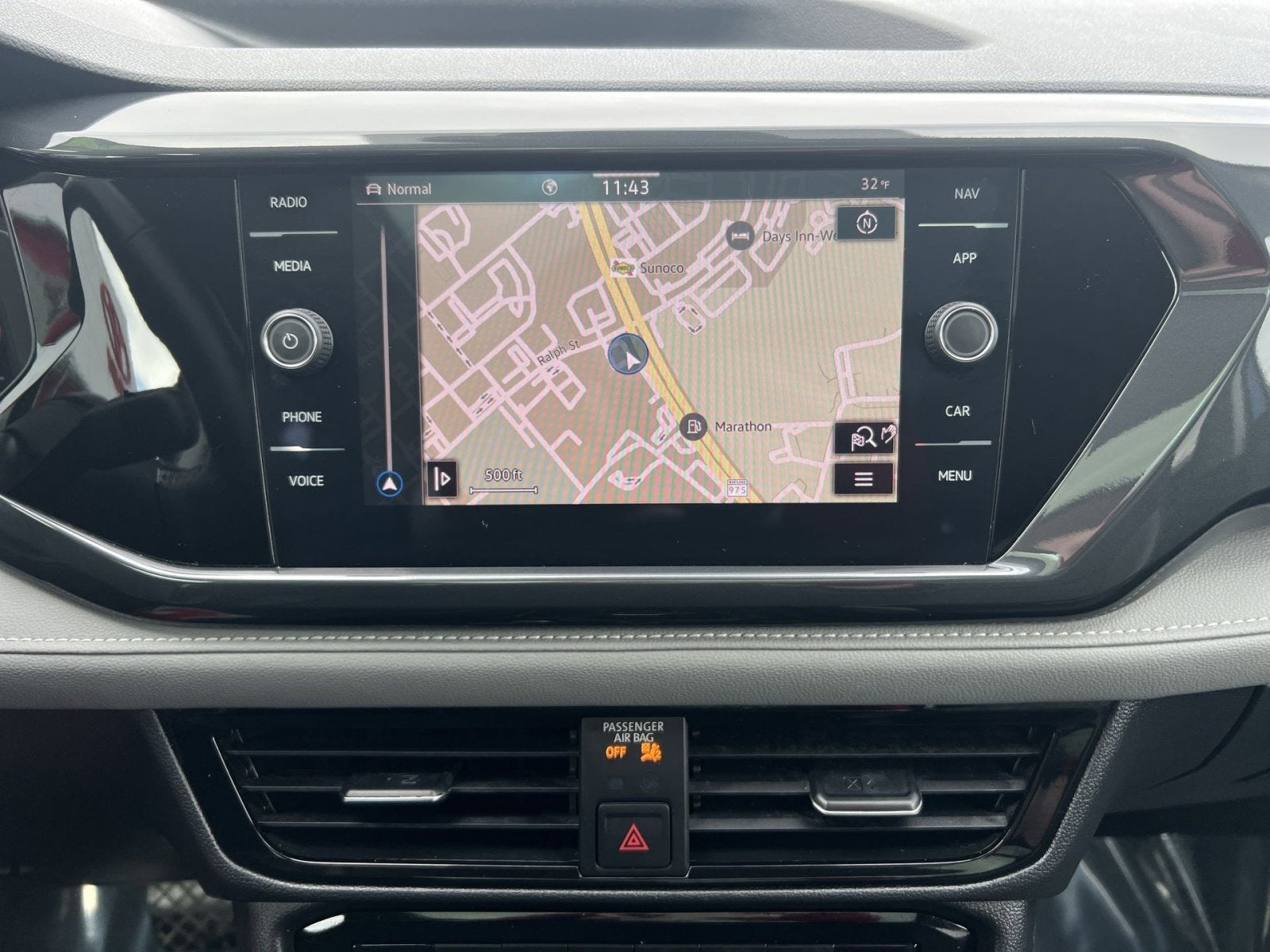 2024 Volkswagen Taos 1.5T SEL