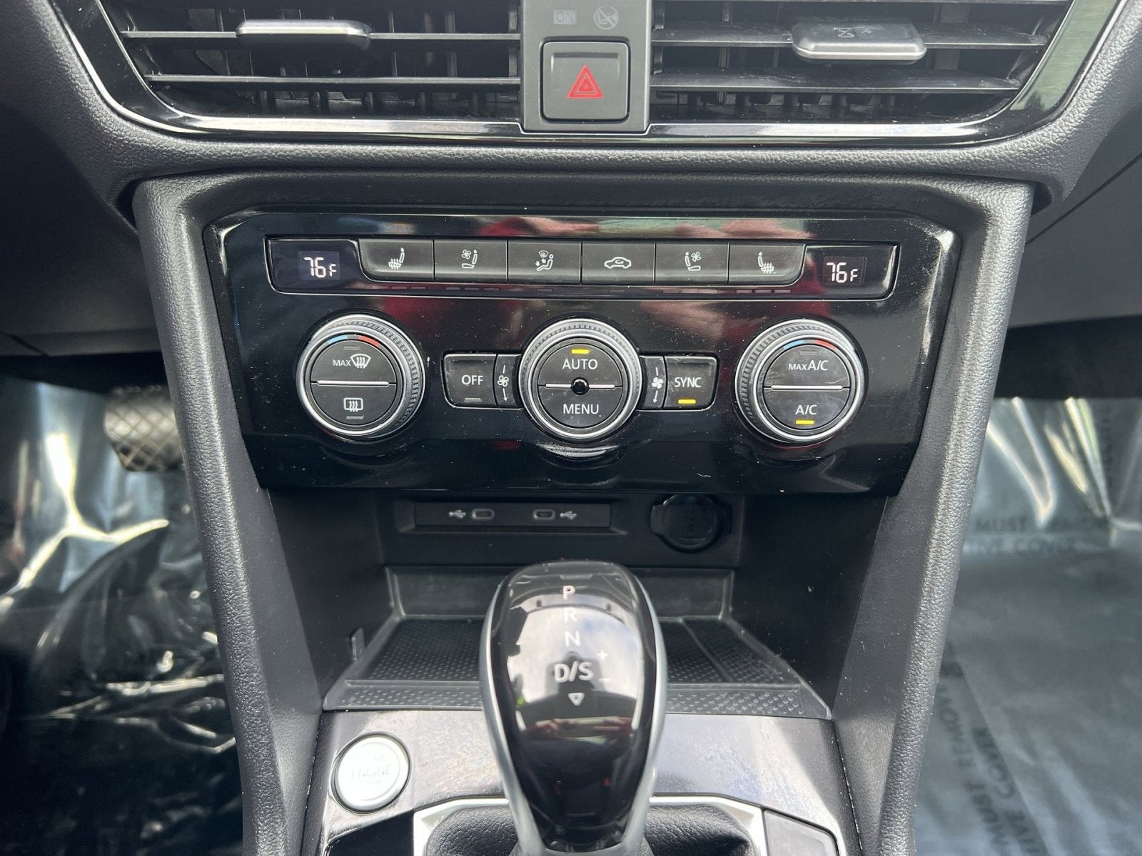 2024 Volkswagen Taos 1.5T SEL