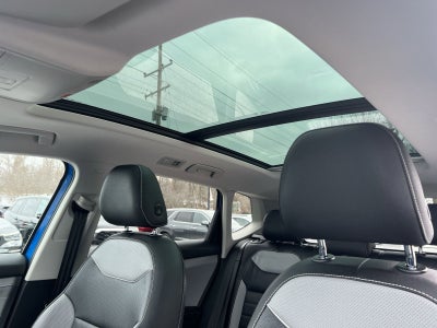 2024 Volkswagen Taos 1.5T SEL