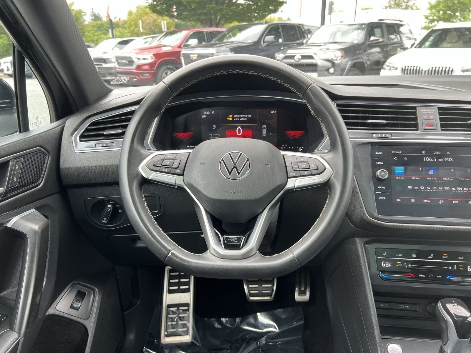 2023 Volkswagen Tiguan 2.0T SE R-Line Black