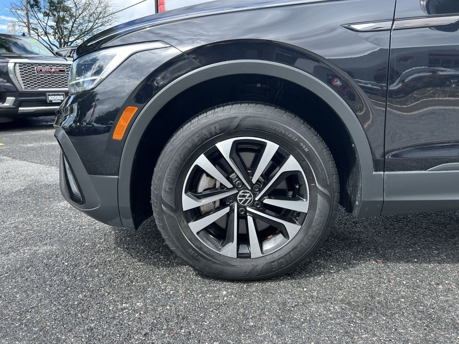 2023 Volkswagen Tiguan 2.0T S