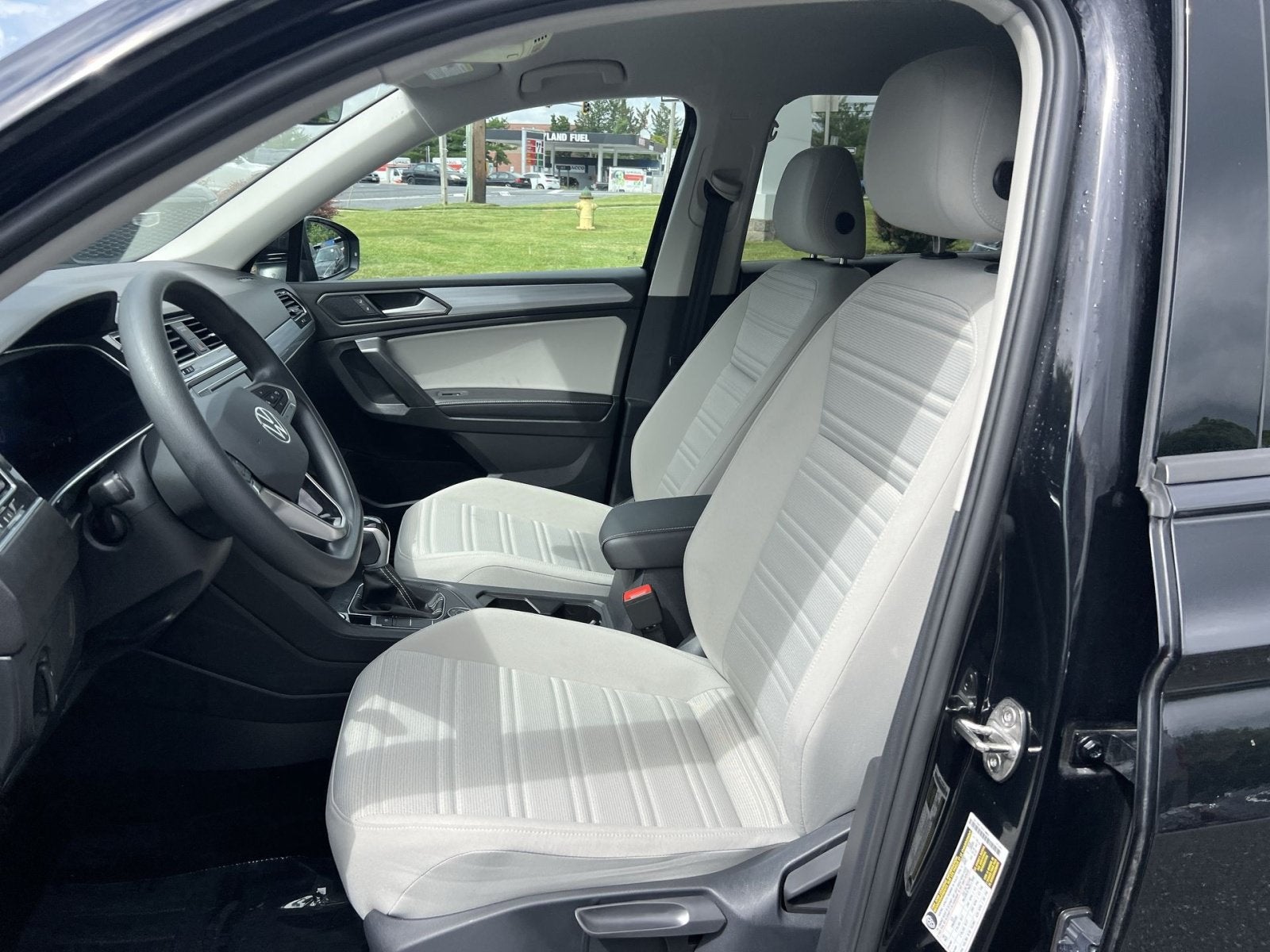 2023 Volkswagen Tiguan 2.0T S