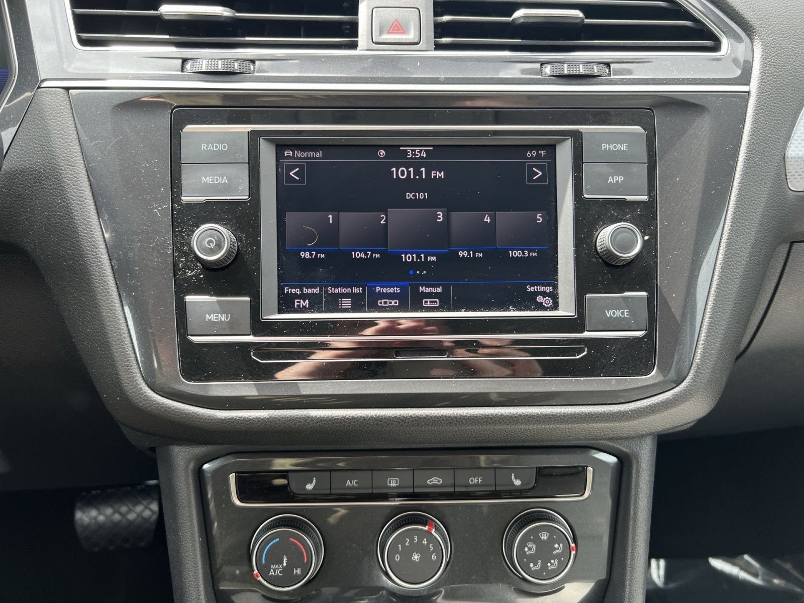 2023 Volkswagen Tiguan 2.0T S