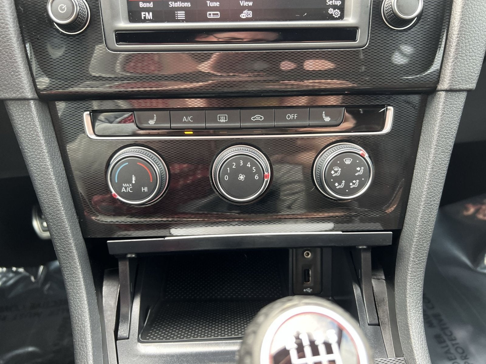 2016 Volkswagen Golf GTI S
