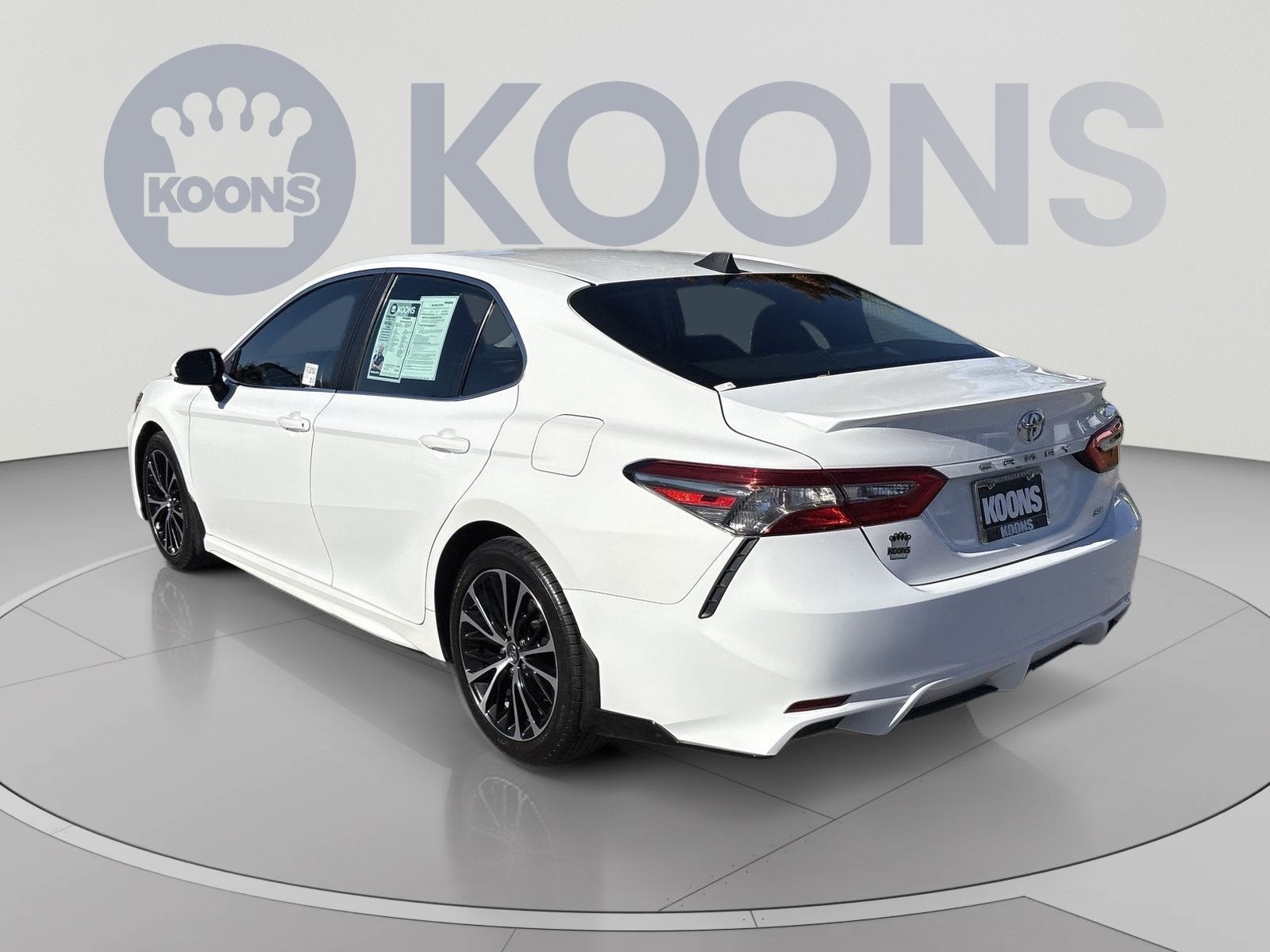 2018 Toyota Camry SE