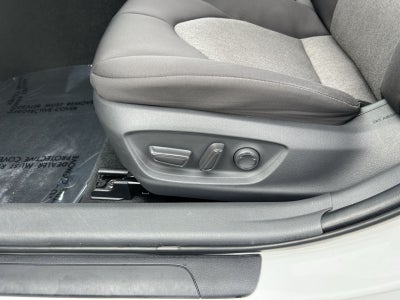 2019 Toyota Camry Hybrid LE