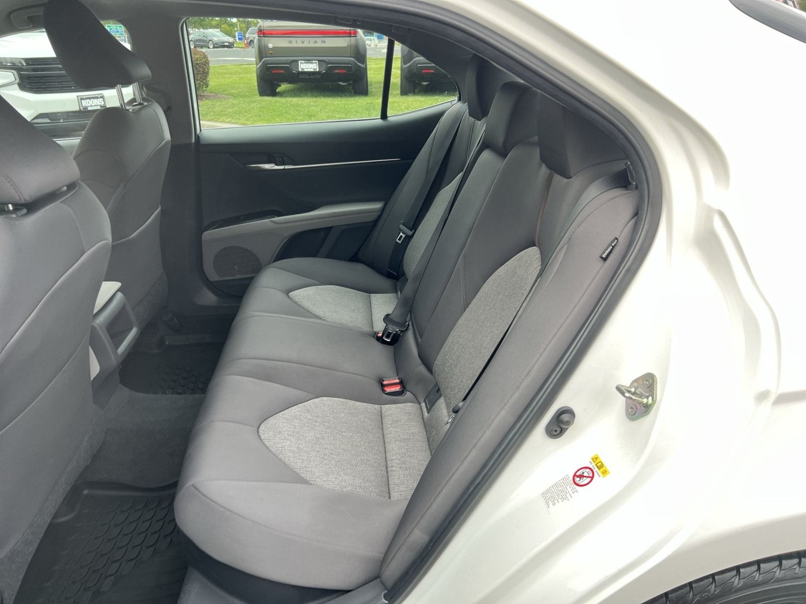 2019 Toyota Camry Hybrid LE