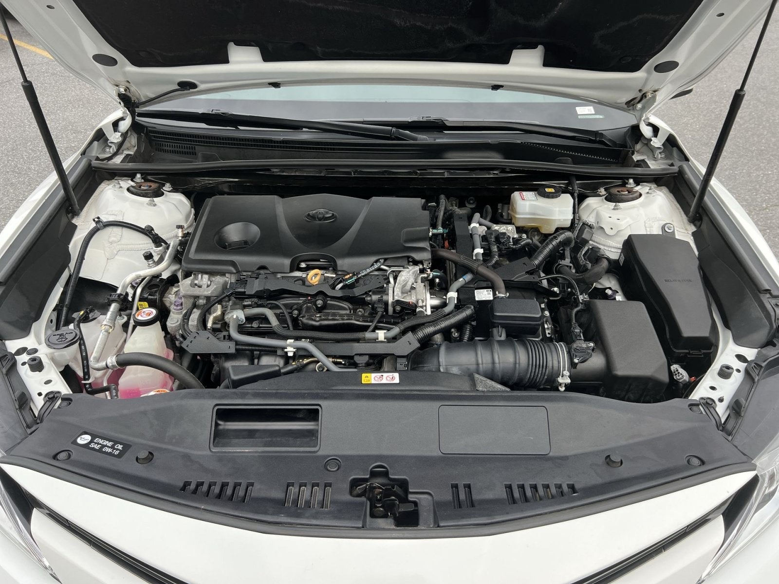 2019 Toyota Camry Hybrid LE