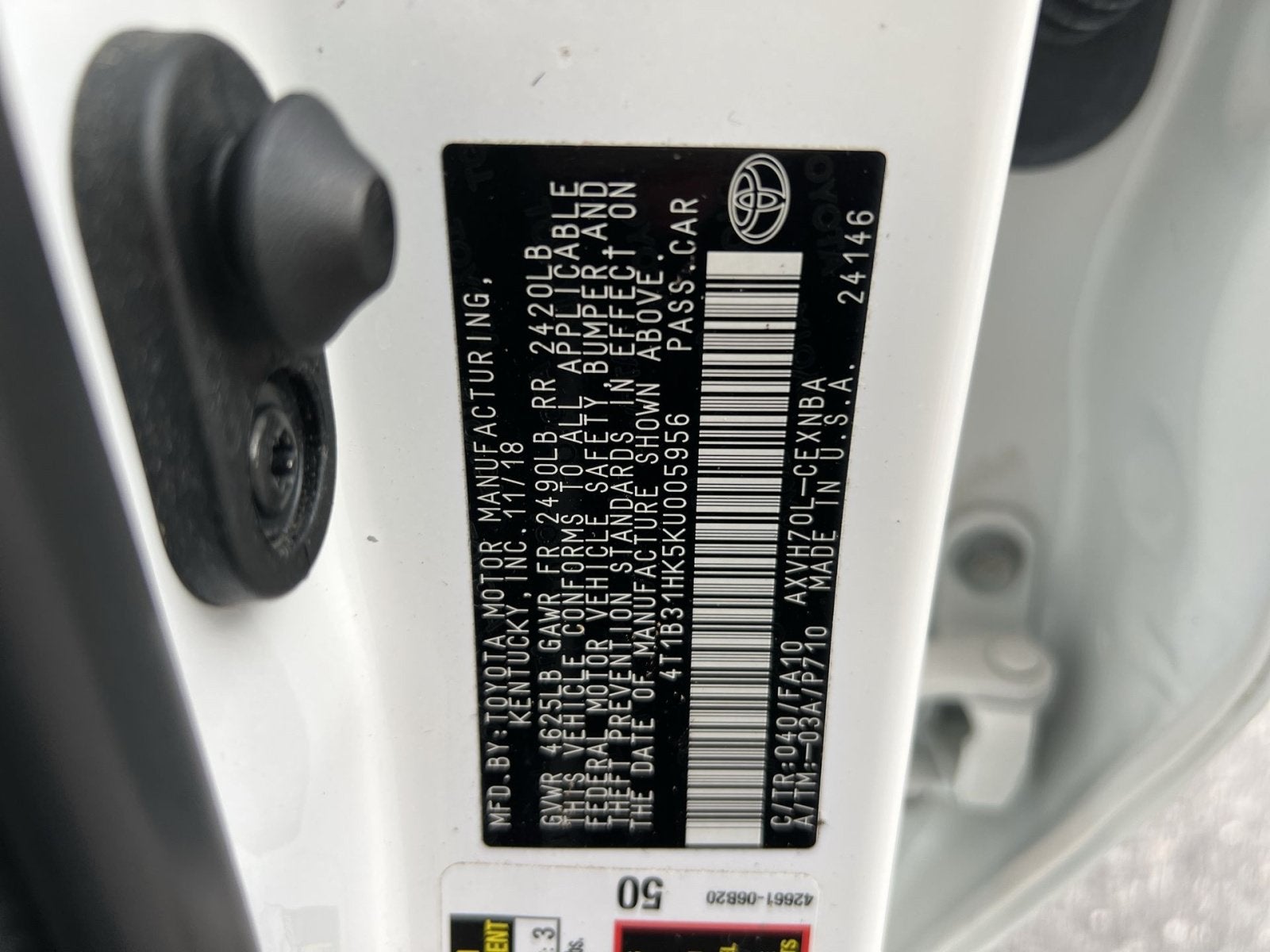 2019 Toyota Camry Hybrid LE