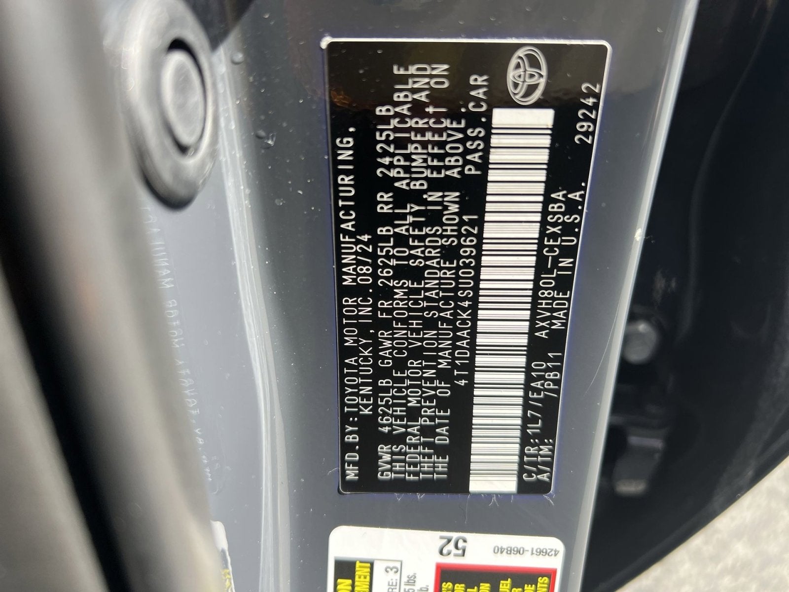 2025 Toyota Camry SE