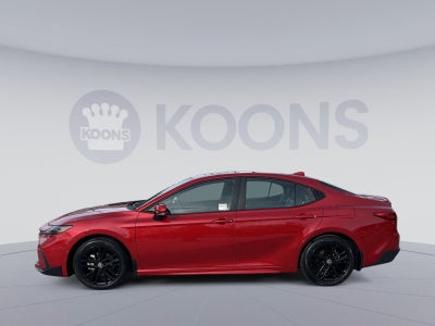 2025 Toyota Camry SE