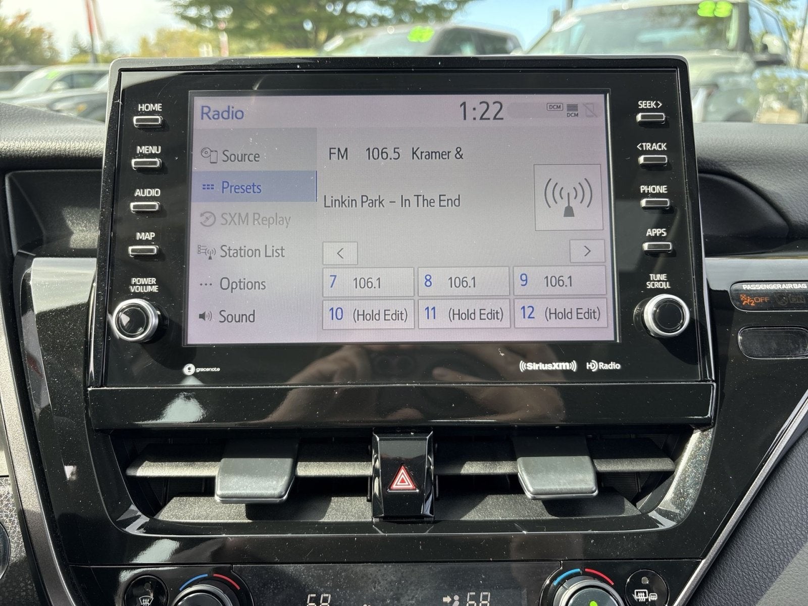 2024 Toyota Camry SE