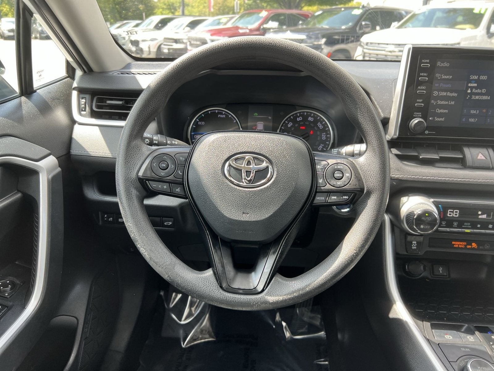 2021 Toyota RAV4 Hybrid XLE