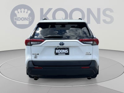 2021 Toyota RAV4 Hybrid XLE