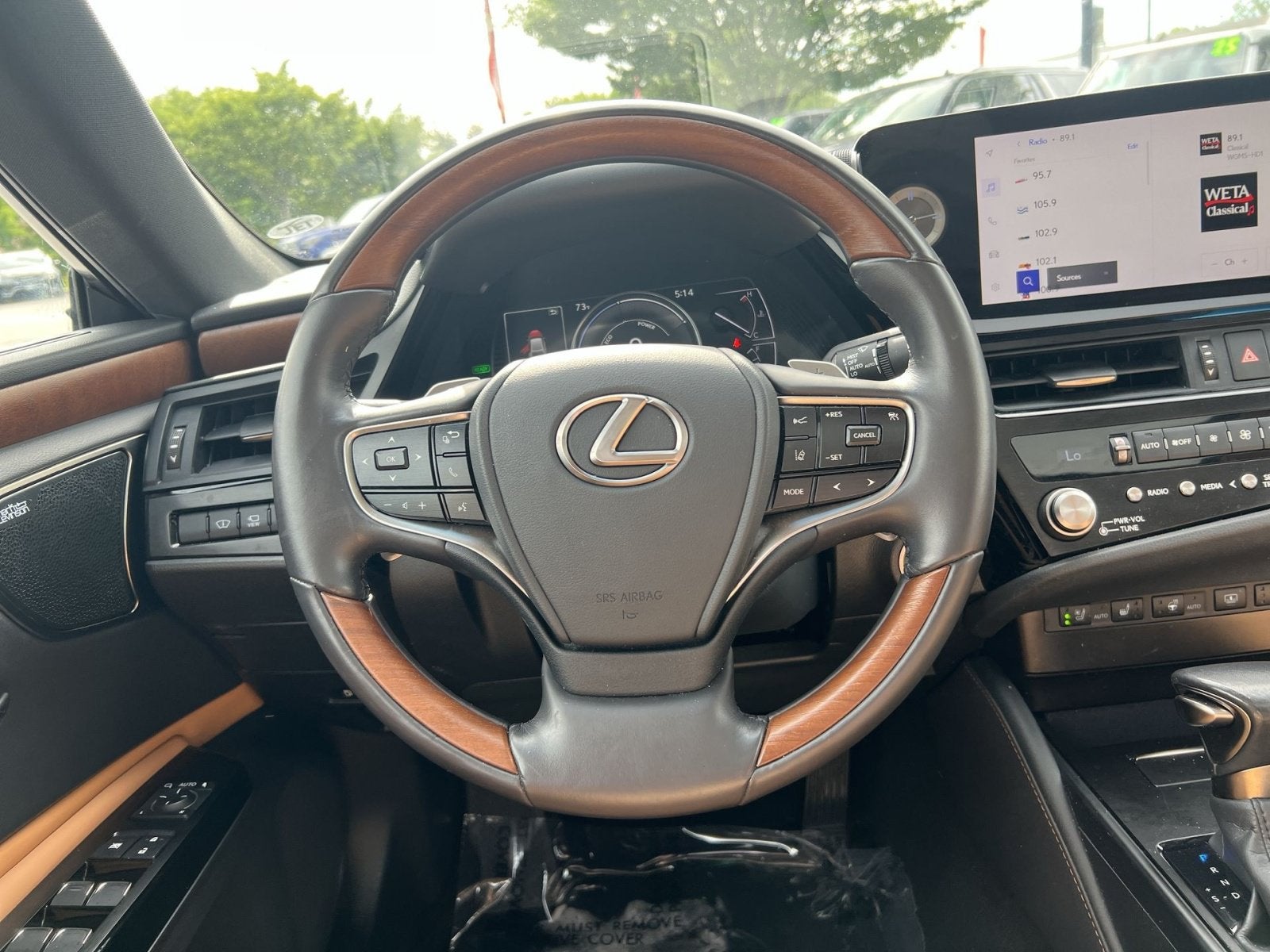 2024 Lexus ES 300h Ultra Luxury