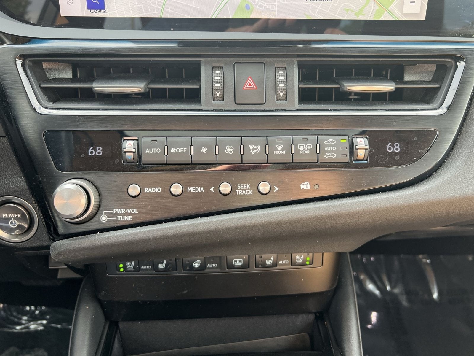 2024 Lexus ES 300h Ultra Luxury