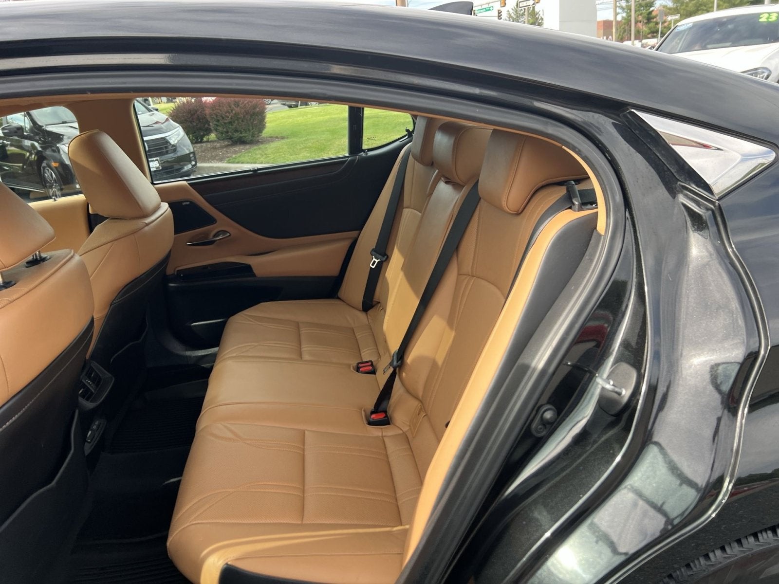 2024 Lexus ES 300h Ultra Luxury
