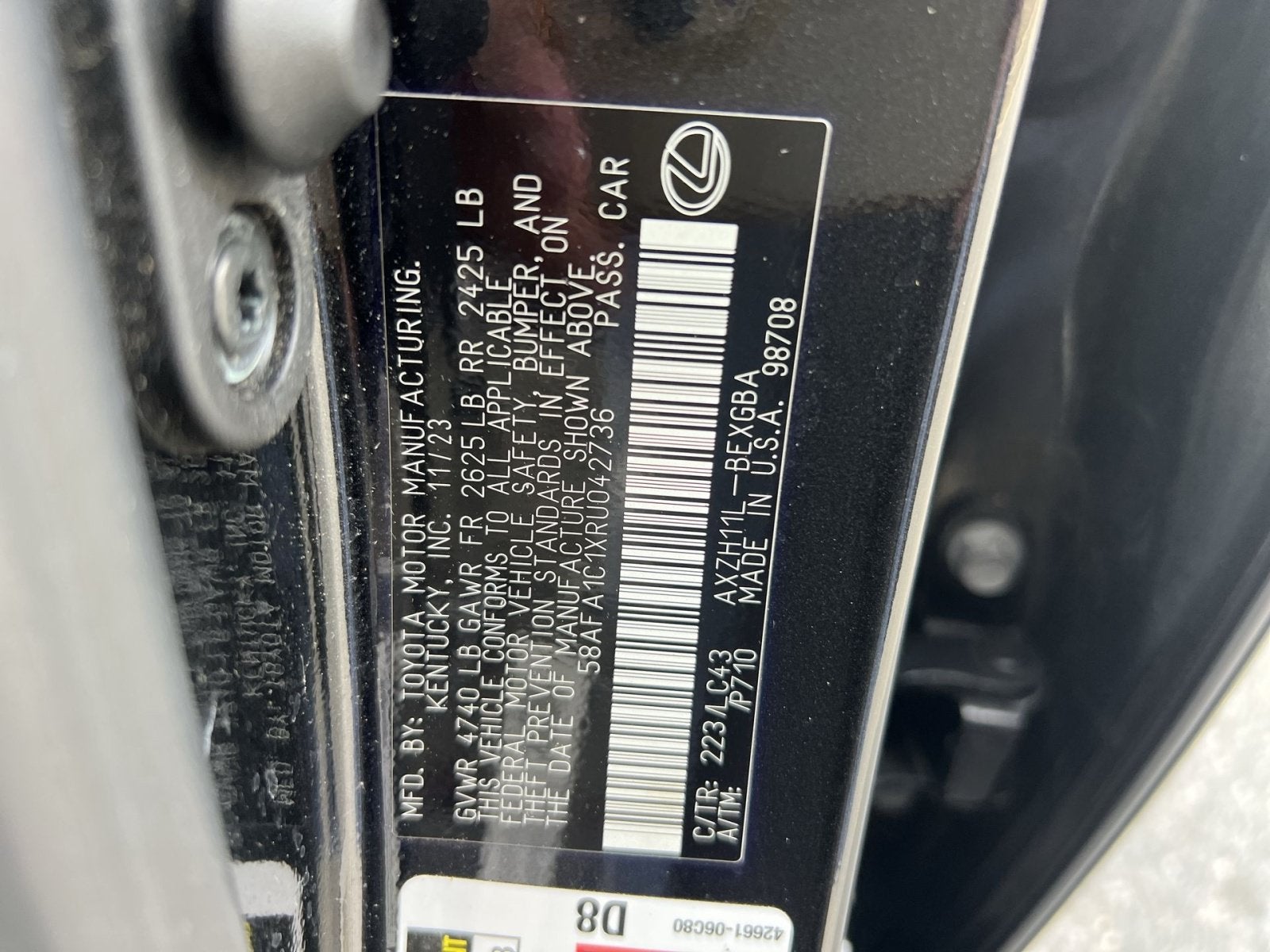2024 Lexus ES 300h Ultra Luxury