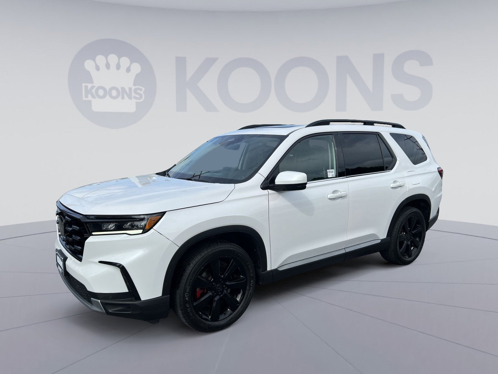 2023 Honda Pilot Touring AWD's photo