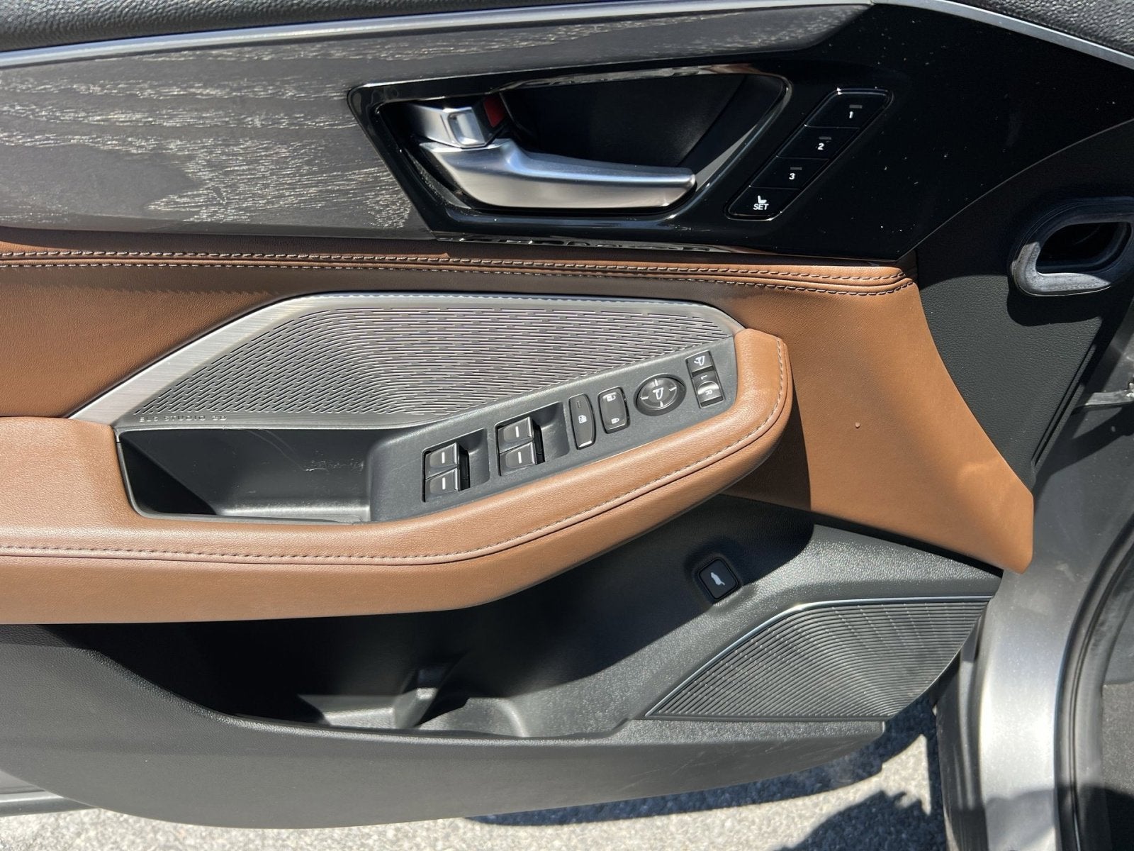 2023 Acura MDX Advance