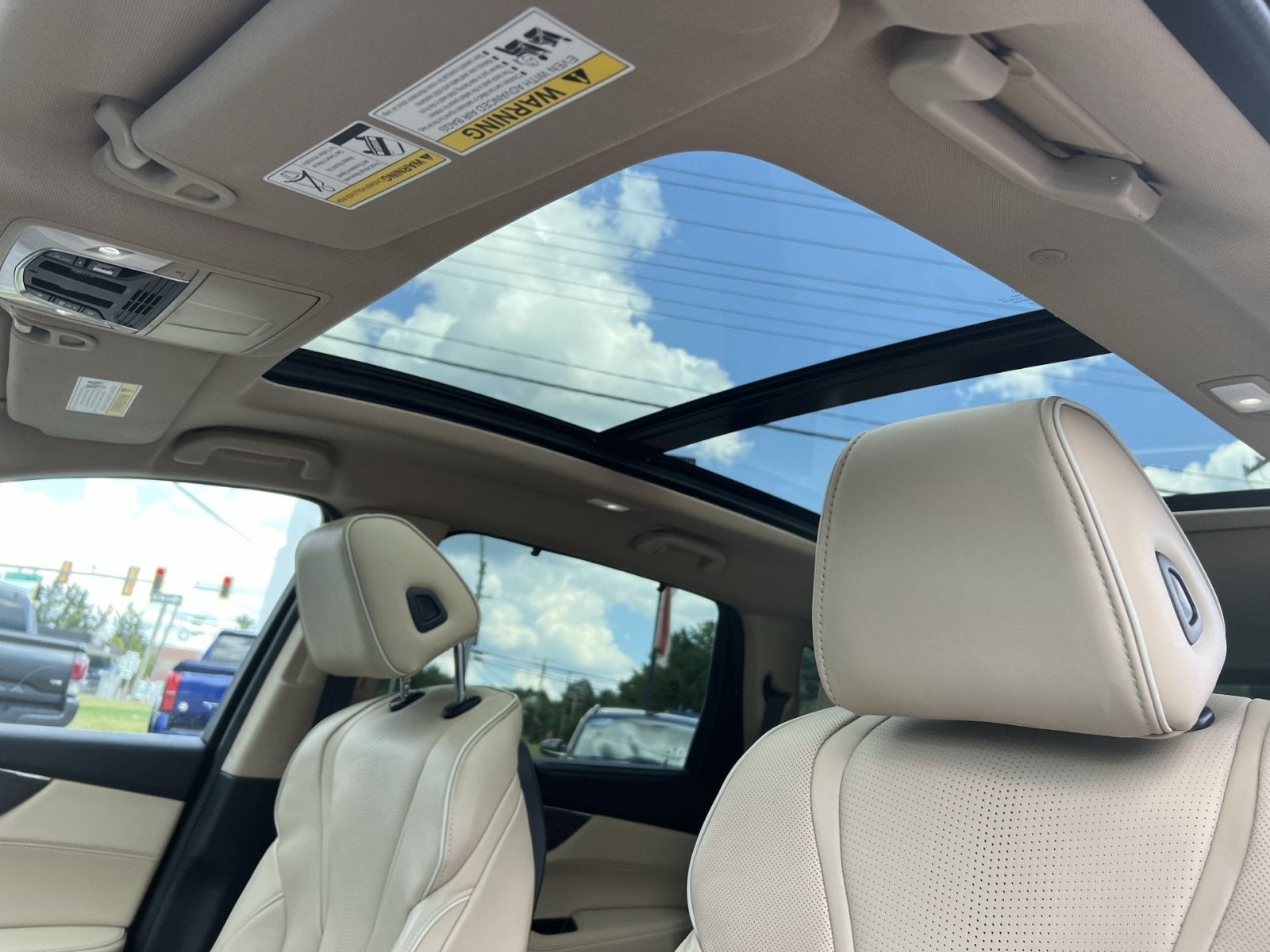 2022 Acura MDX Advance