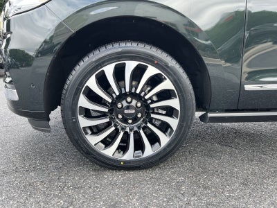 2024 Lincoln Navigator L Black Label