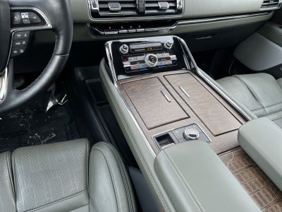 2024 Lincoln Navigator L Black Label