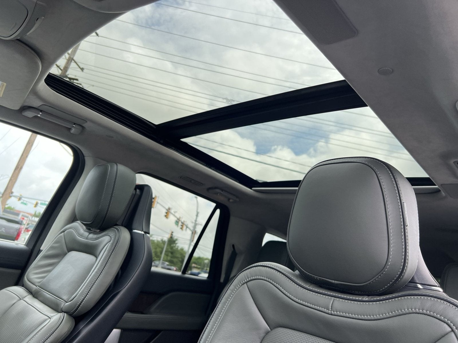 2024 Lincoln Navigator L Black Label
