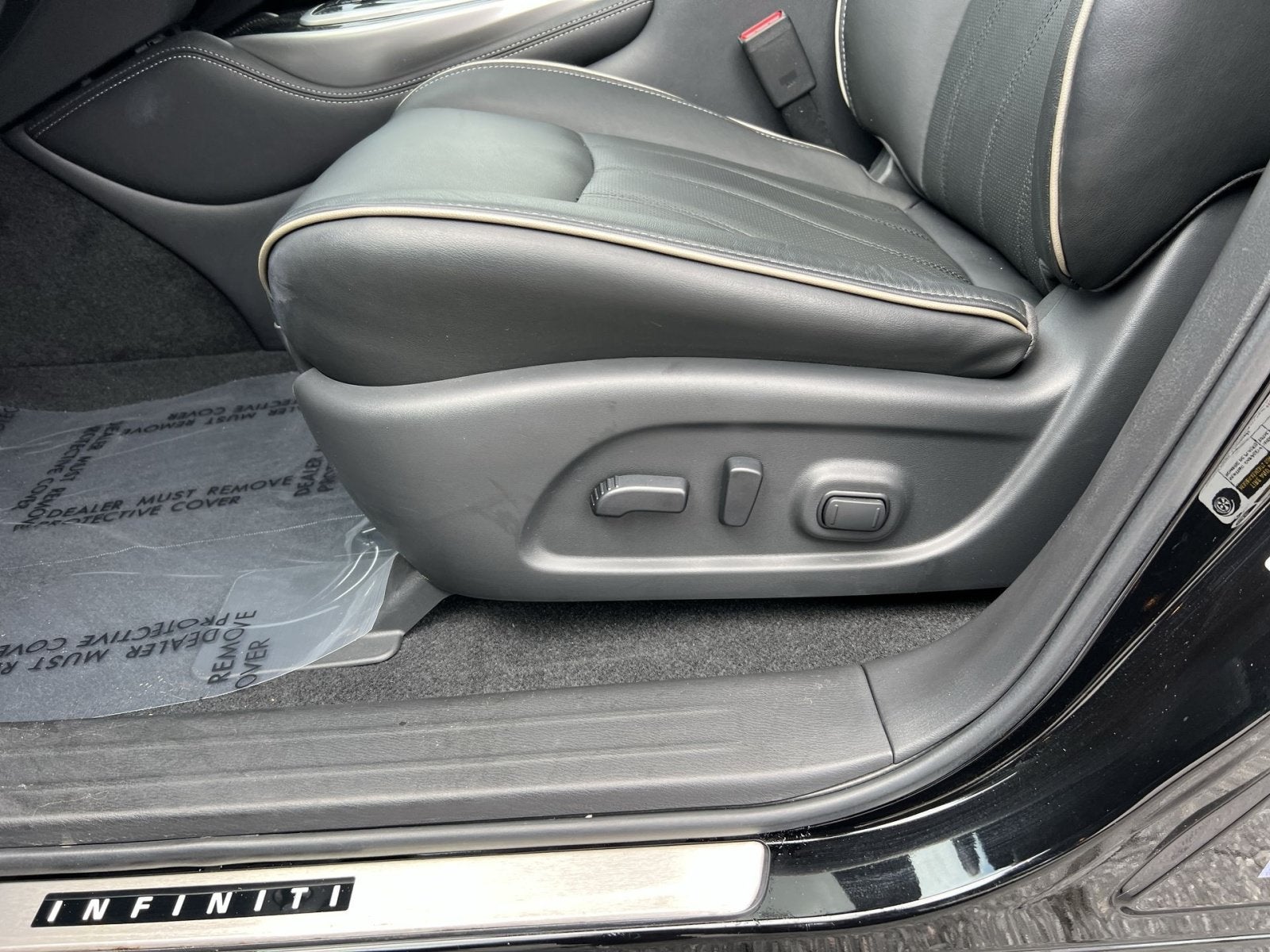 2020 INFINITI QX60 LUXE