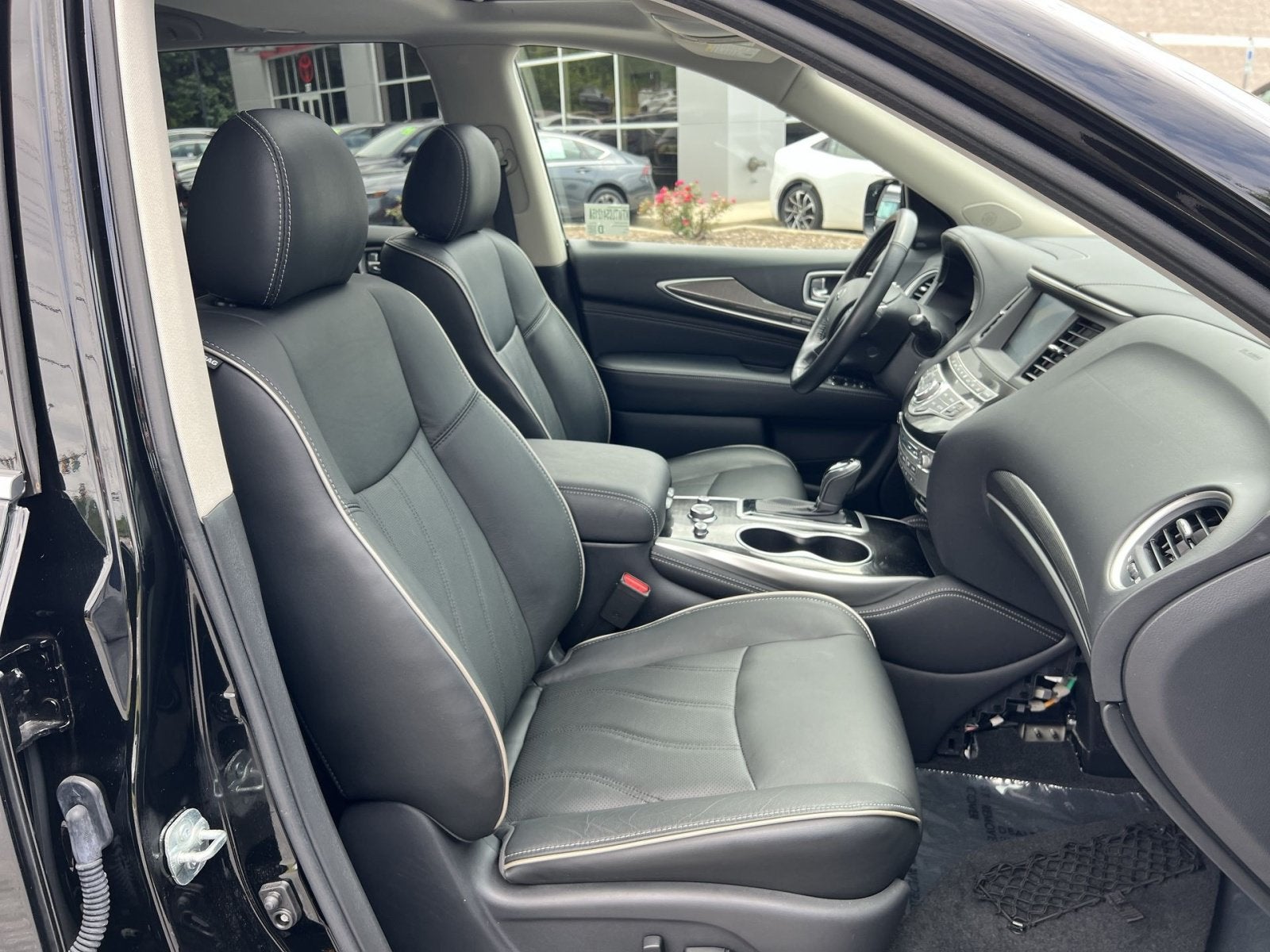 2020 INFINITI QX60 LUXE