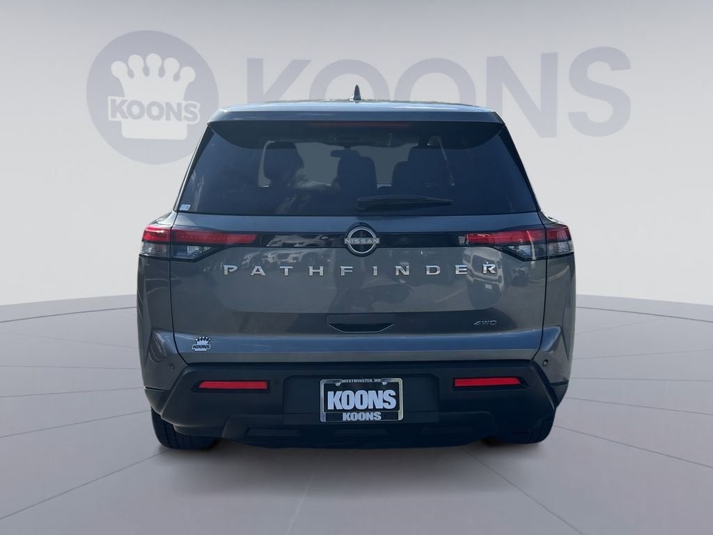 2022 Nissan Pathfinder S