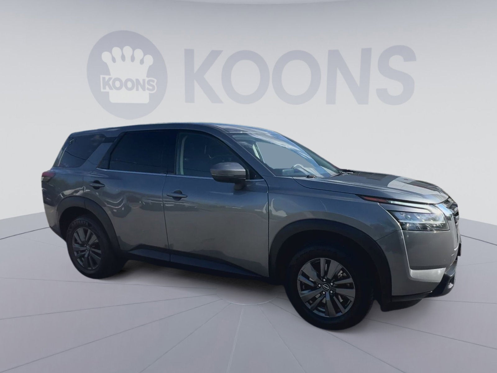 2022 Nissan Pathfinder S
