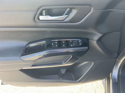 2022 Nissan Pathfinder S