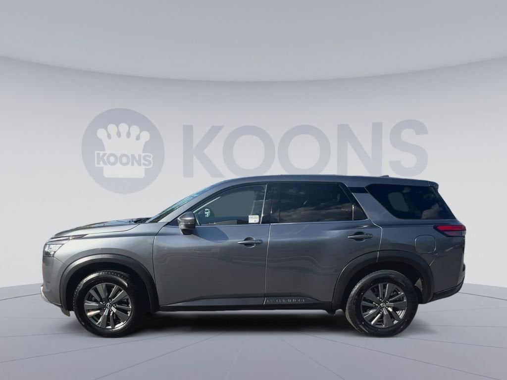 2022 Nissan Pathfinder S