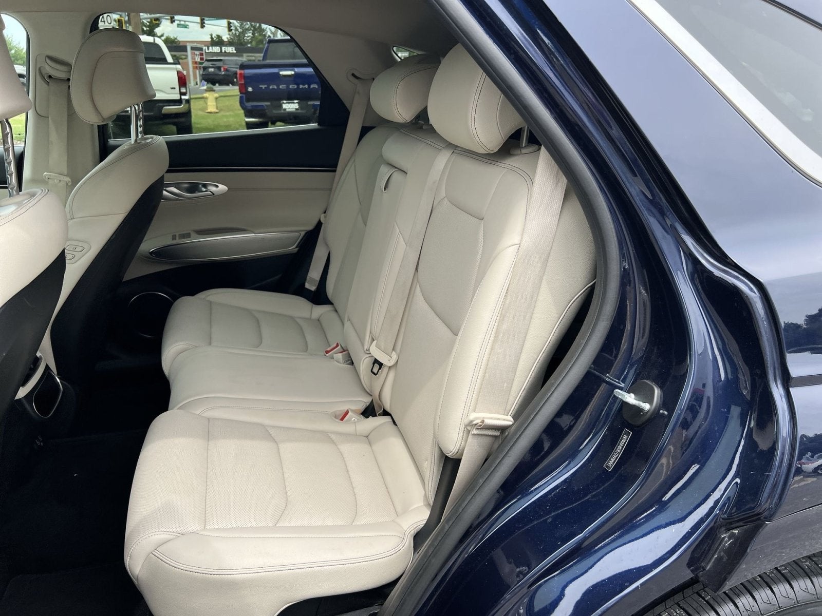 2024 Genesis GV70 2.5T