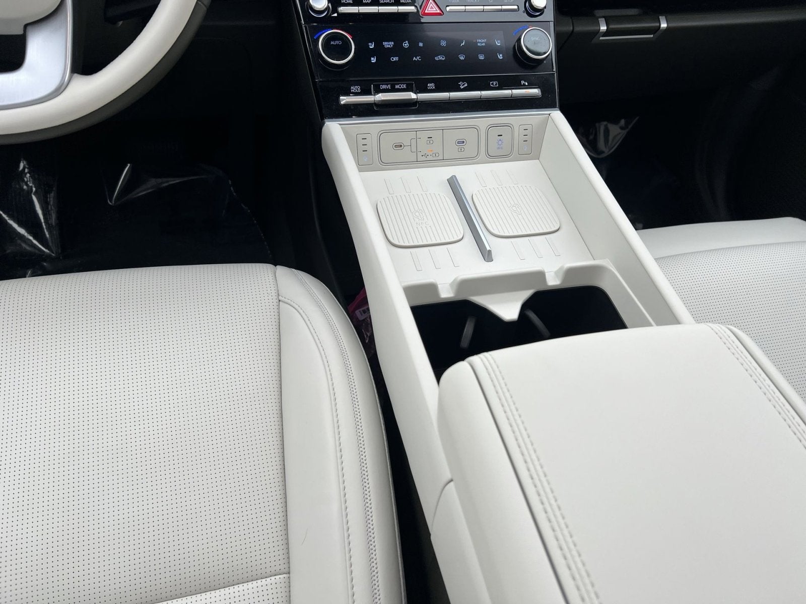 2025 Hyundai Santa Fe Hybrid Calligraphy