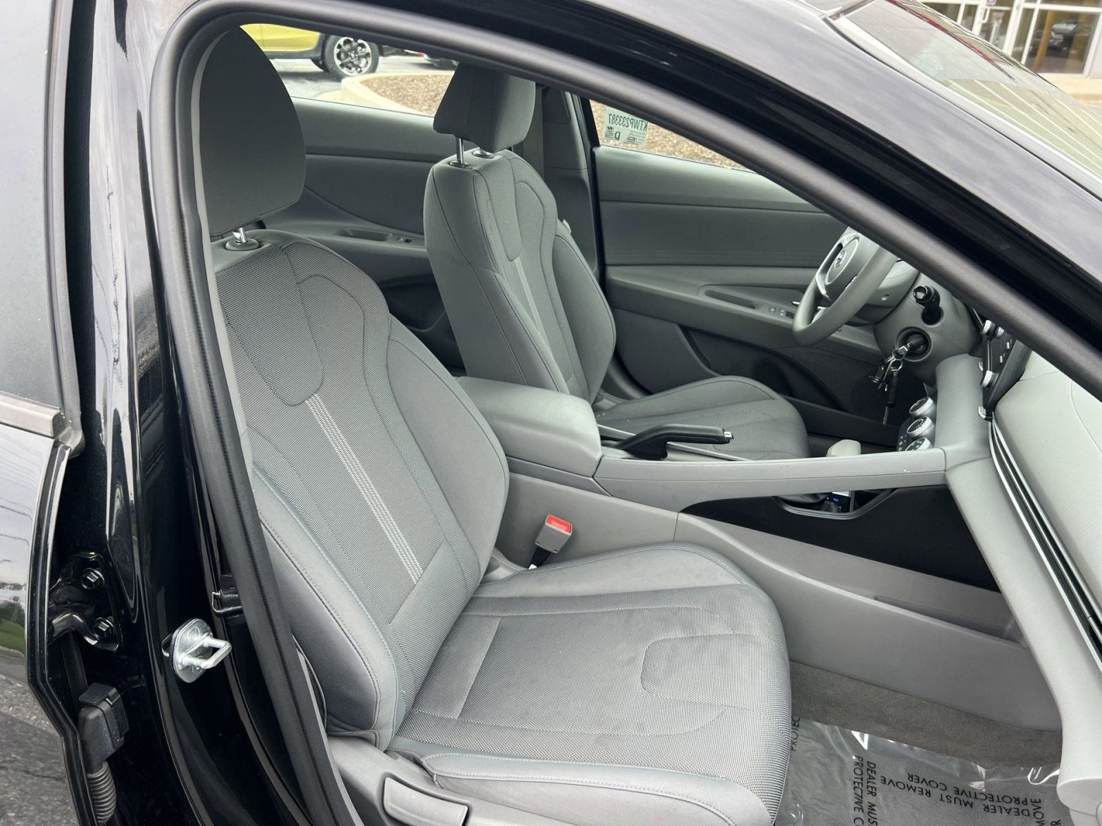 2023 Hyundai Elantra SE