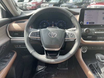 2024 Toyota Grand Highlander Platinum