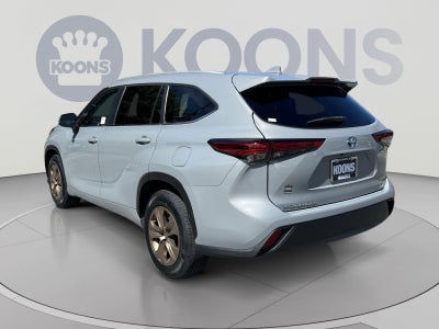 2023 Toyota Highlander Hybrid Bronze Edition