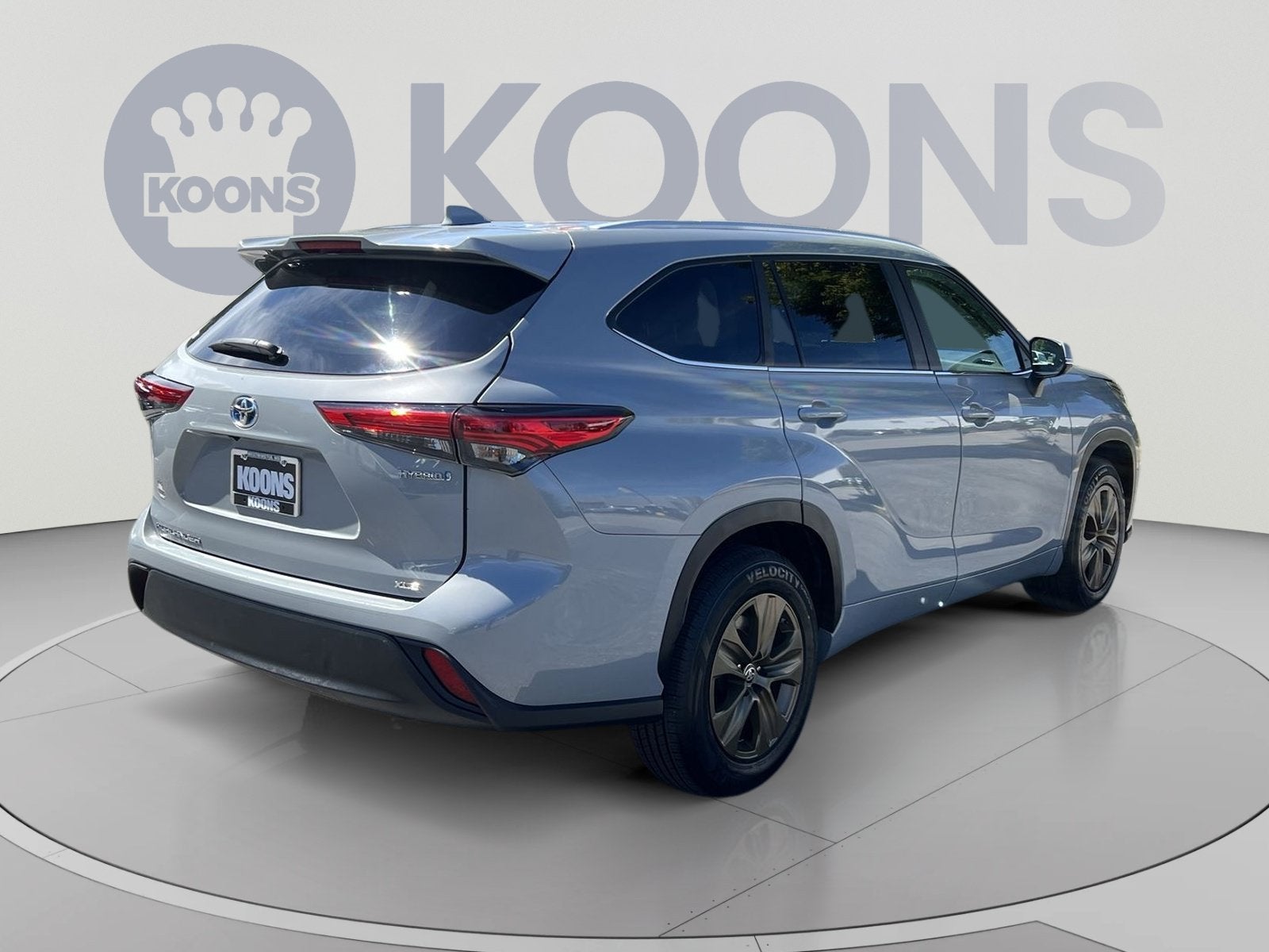 2023 Toyota Highlander Hybrid Bronze Edition